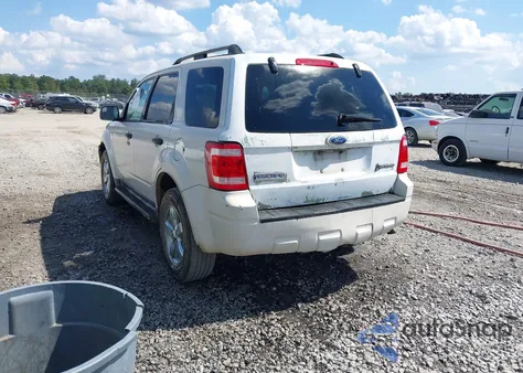 2009 Ford Escape Xlt из США, поврежденный, VIN 1FMCU03G79KA54015